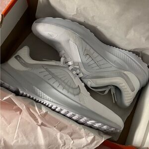 Nike Quest 5 Athletic Sneakers